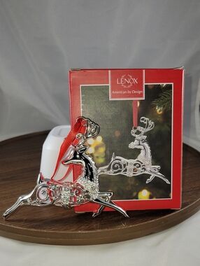 Lenox Sparkle and Scroll Frosted Clear Reindeer Ornament NIB
